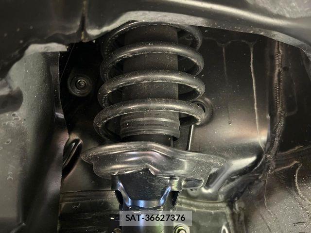 Honda N BOX CUSTOM 2018-04 7962918-19
