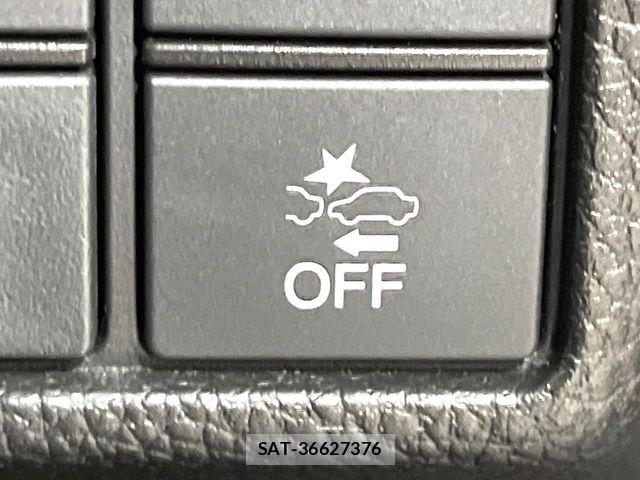 Honda N BOX CUSTOM 2018-04 7962918-6