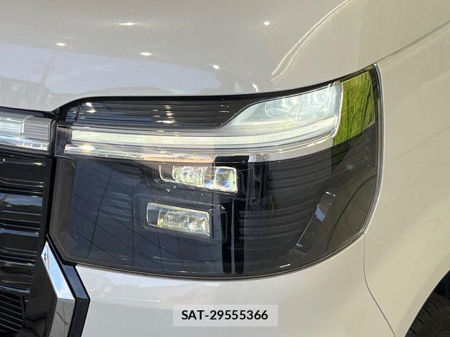 Honda N BOX CUSTOM 2024-04 7962858-11