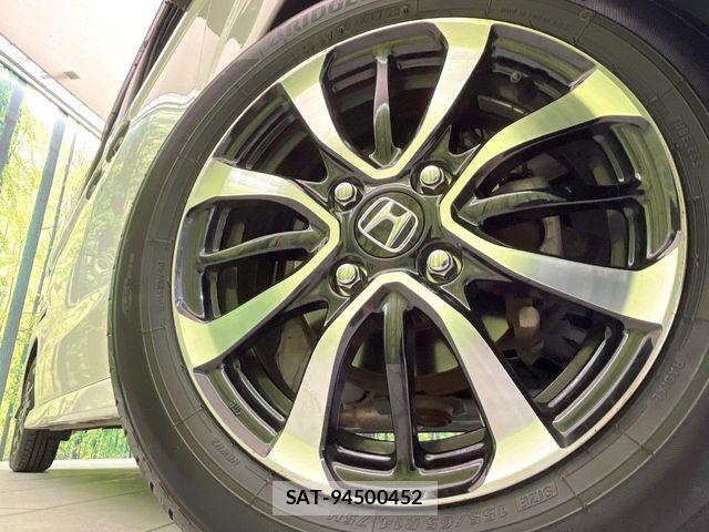 Honda N BOX CUSTOM 2018-06 7962917-12