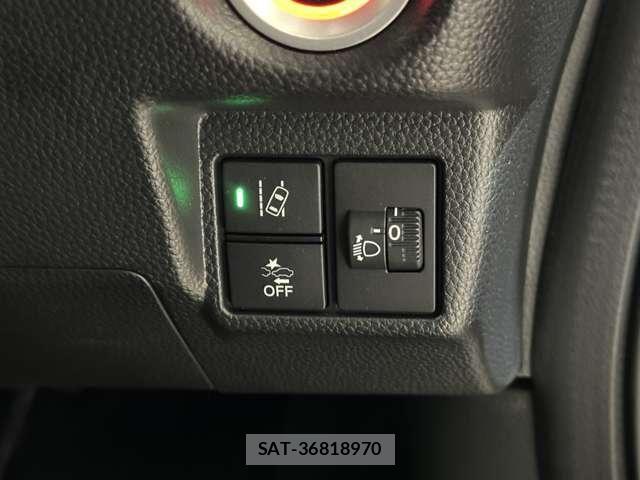 Honda N BOX CUSTOM 2022-06 7962903-15