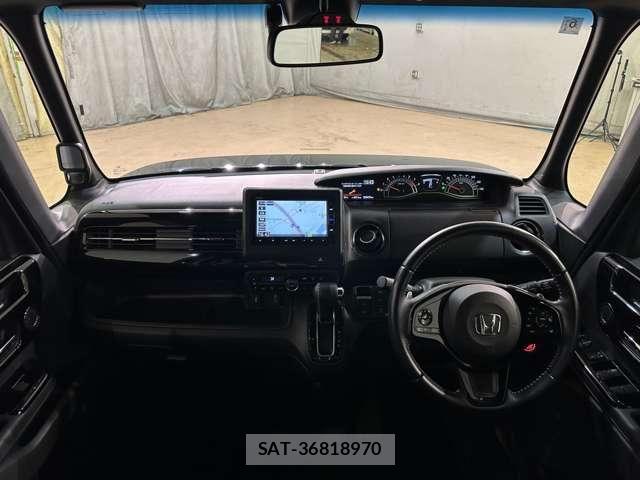 Honda N BOX CUSTOM 2022-06 7962903-18