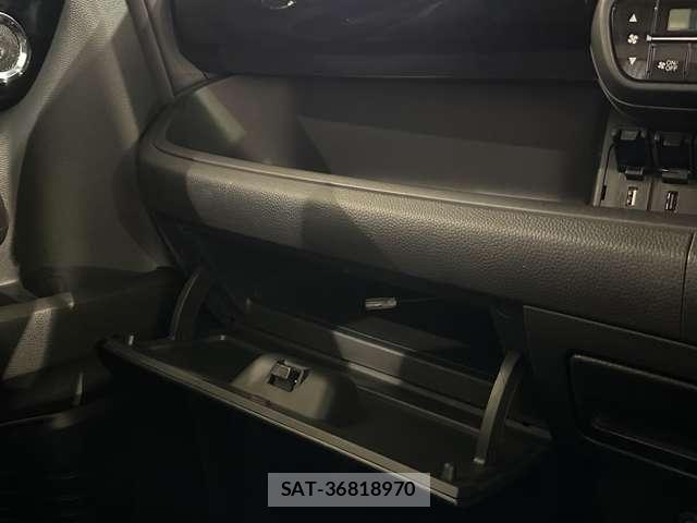 Honda N BOX CUSTOM 2022-06 7962903-26