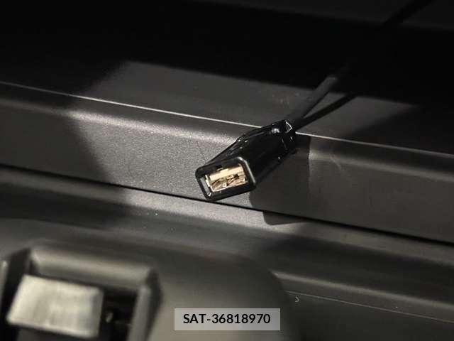 Honda N BOX CUSTOM 2022-06 7962903-27