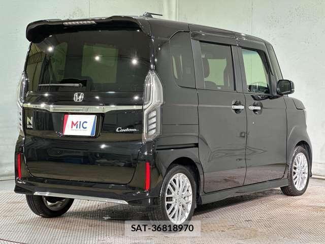 Honda N BOX CUSTOM 2022-06 7962903-4