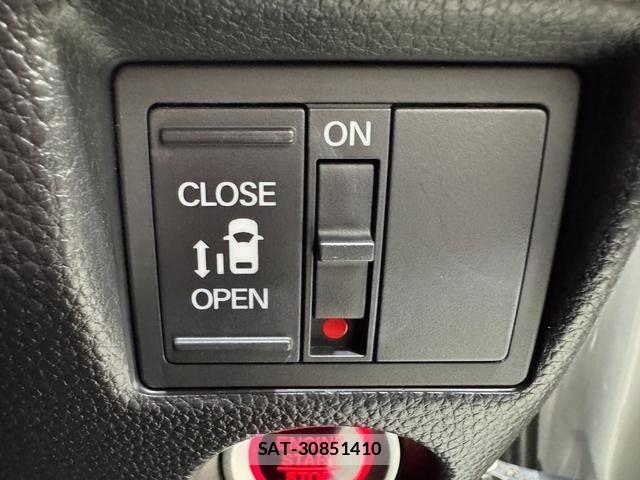 Honda N BOX CUSTOM 2018-08 7962932-20