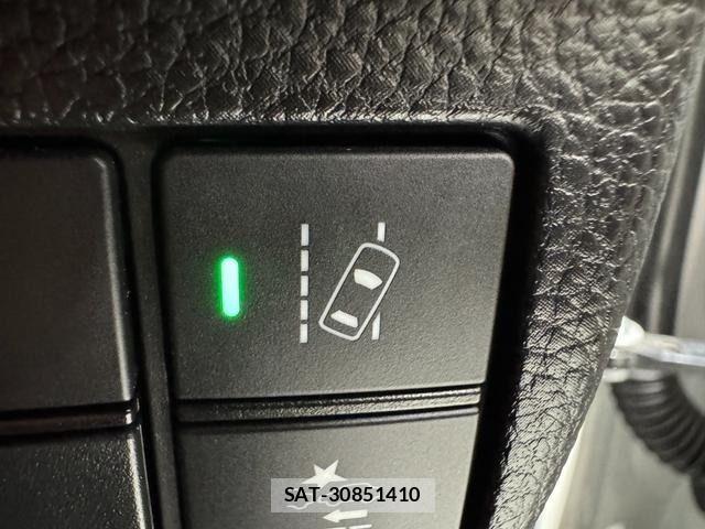 Honda N BOX CUSTOM 2018-08 7962932-21