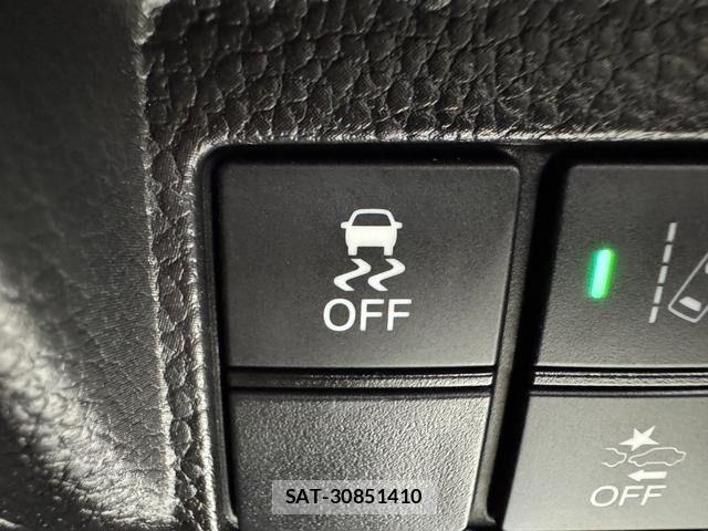 Honda N BOX CUSTOM 2018-08 7962932-23