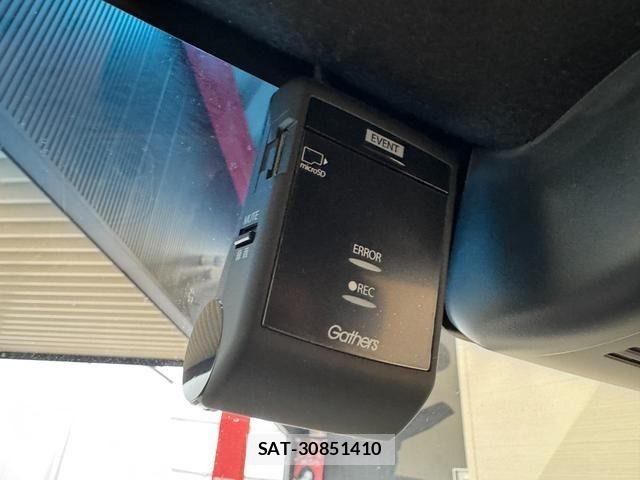 Honda N BOX CUSTOM 2018-08 7962932-26