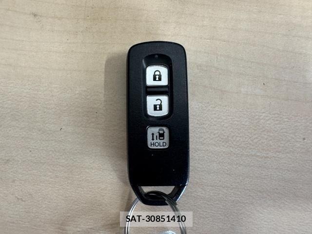 Honda N BOX CUSTOM 2018-08 7962932-29