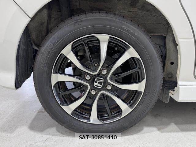 Honda N BOX CUSTOM 2018-08 7962932-7