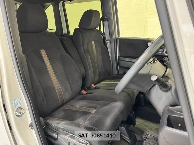 Honda N BOX CUSTOM 2018-08 7962932-8