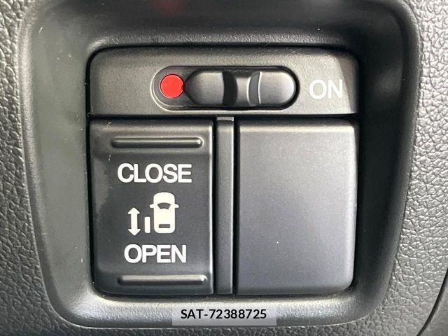 Honda N BOX CUSTOM 2014-11 7962937-5