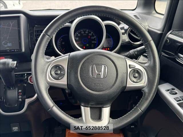 Honda N BOX CUSTOM 2015-10 7962949-12