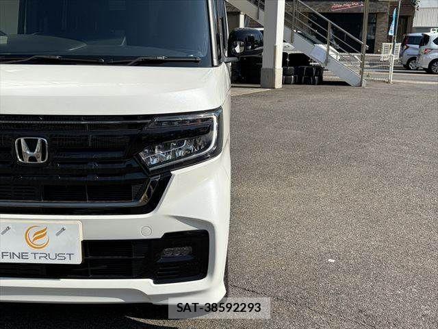 Honda N BOX CUSTOM 2023-05 7962874-19
