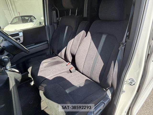 Honda N BOX CUSTOM 2023-05 7962874-26