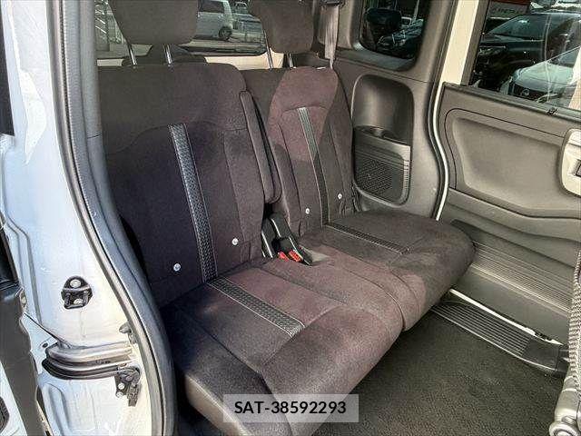 Honda N BOX CUSTOM 2023-05 7962874-6