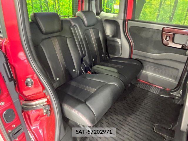 Honda N BOX CUSTOM 2022-02 7980222-8