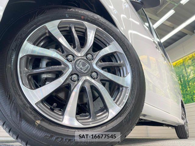 Honda N BOX CUSTOM 2026-05 7980241-12