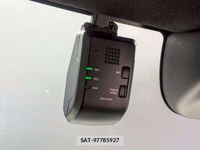 Honda N BOX CUSTOM 2025-01 7980221-7