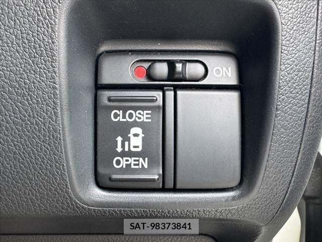 Honda N BOX CUSTOM 2013-04 7980284-4