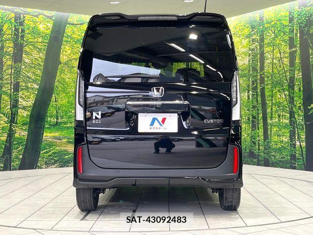 Honda N BOX CUSTOM 2025-09 7980219-14