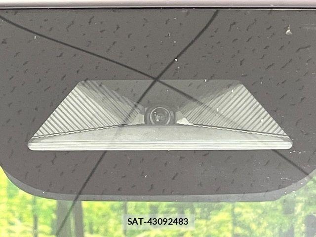 Honda N BOX CUSTOM 2025-09 7980219-4