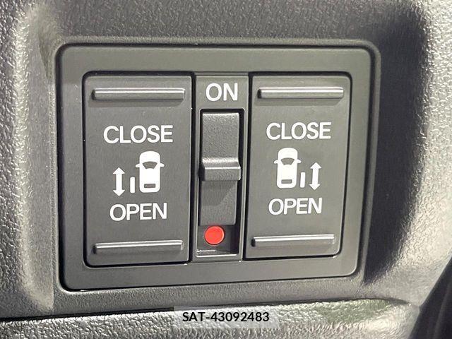 Honda N BOX CUSTOM 2025-09 7980219-5