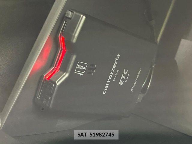 Honda N BOX CUSTOM 2024-09 7980233-5