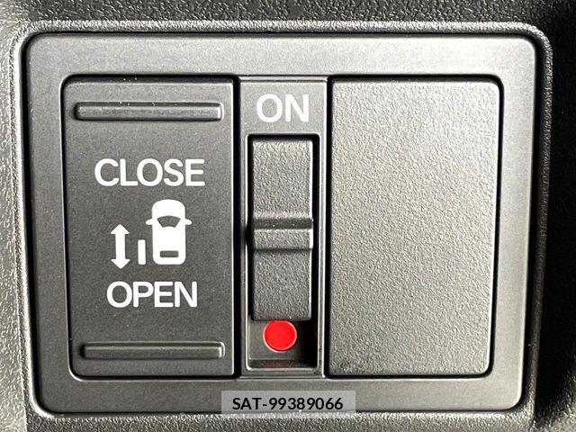 Honda N BOX CUSTOM 2025-03 7980234-4