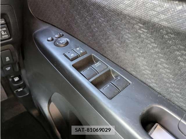 Honda N BOX CUSTOM 2014-10 7980283-25