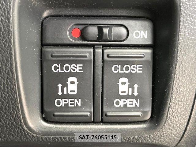 Honda N BOX CUSTOM 2015-05 7980276-4