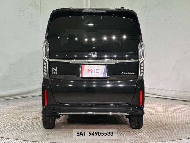 Honda N BOX CUSTOM 2023-02 7980236-5