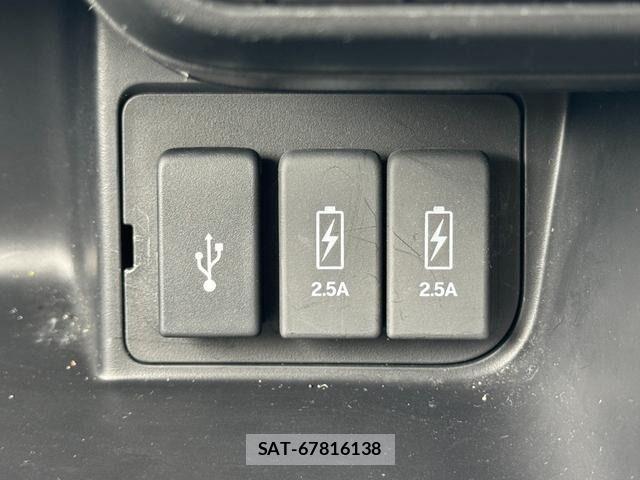 Honda N BOX CUSTOM 2019-06 7980259-27