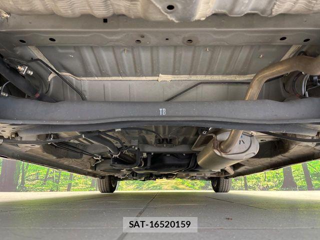 Honda N BOX CUSTOM 2018-06 7980269-18