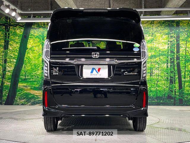 Honda N BOX CUSTOM 2018-05 7980254-14