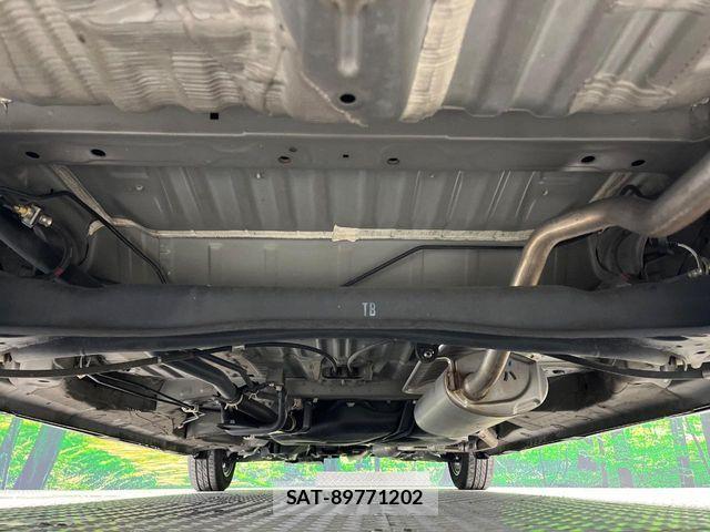 Honda N BOX CUSTOM 2018-05 7980254-18