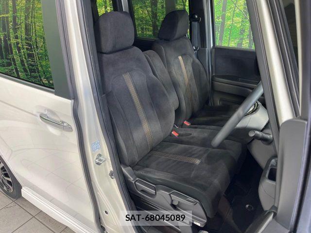 Honda N BOX CUSTOM 2018-01 7980256-7