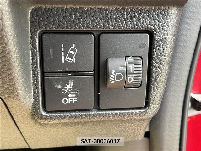 Honda N BOX CUSTOM 2023-02 7980253-18