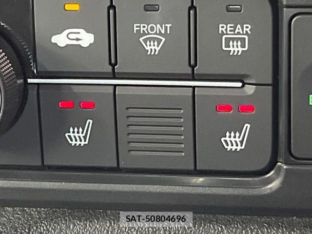 Honda N BOX CUSTOM 2024-12 8037124-5
