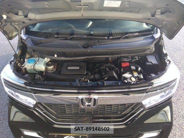 Honda N BOX CUSTOM 2018-06 8037182-14