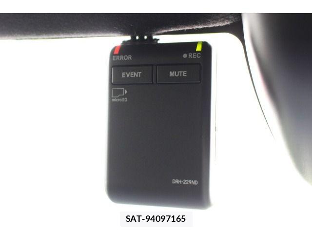Honda N BOX CUSTOM 2024-10 8037129-5