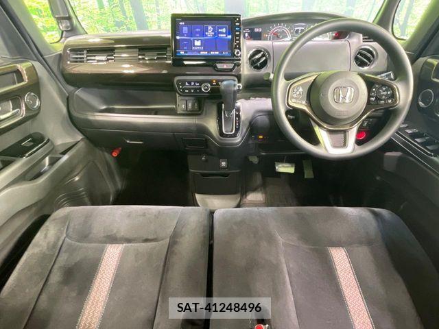 Honda N BOX CUSTOM 2019-03 8048596-1