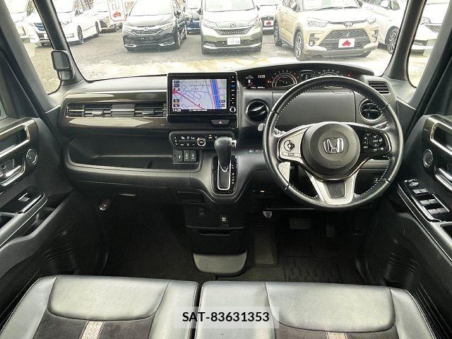 Honda N BOX CUSTOM 2019-08 8037159-1