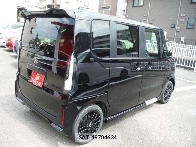Honda N BOX CUSTOM 2026-07 8037111-9