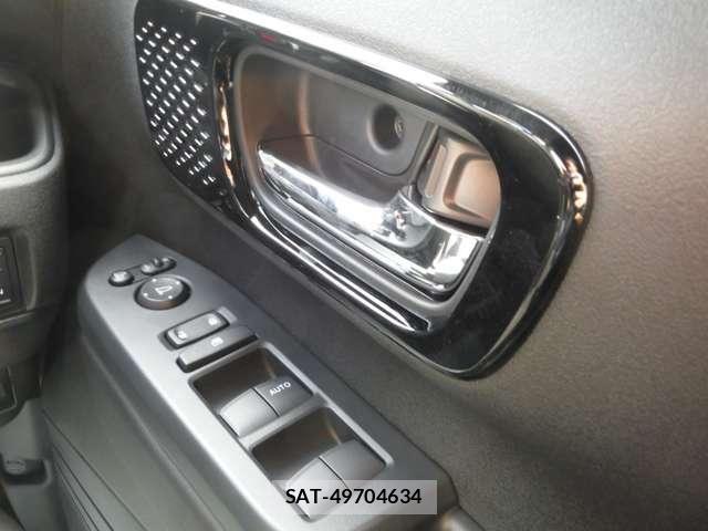 Honda N BOX CUSTOM 2026-07 8037111-25
