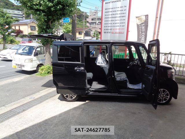 Honda N BOX CUSTOM 2013-01 8037207-9