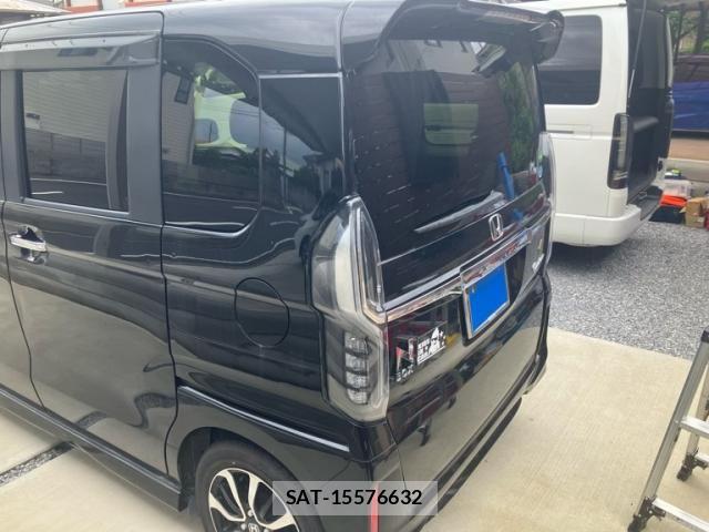 Honda N BOX CUSTOM 2017-12 8037202-4