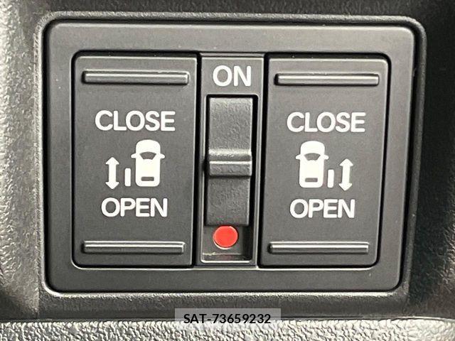 Honda N BOX CUSTOM 2023-10 8037109-4