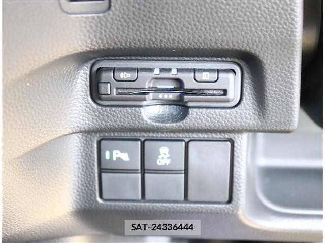 Honda N BOX CUSTOM 2022-04 8037108-7